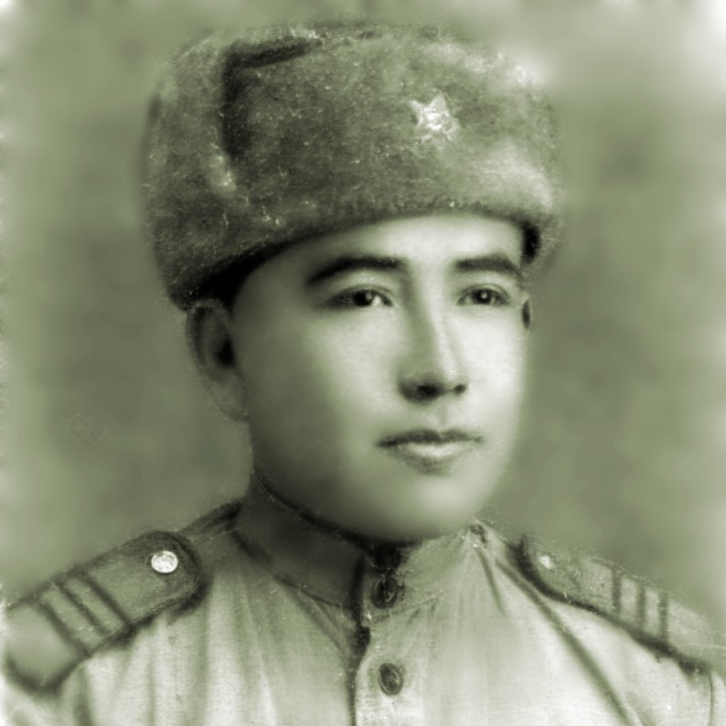 Фото ветерана: Хизиров Карим Дилаурович